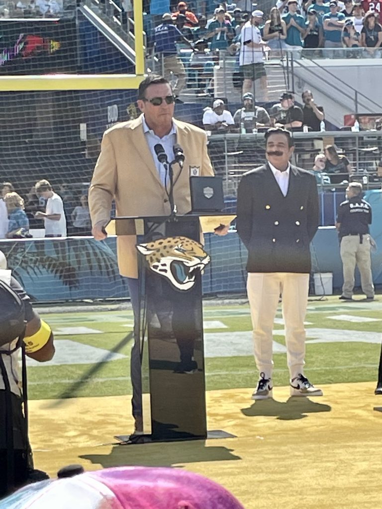 Boselli becomes first Jaguars player inducted into Hall of Fame